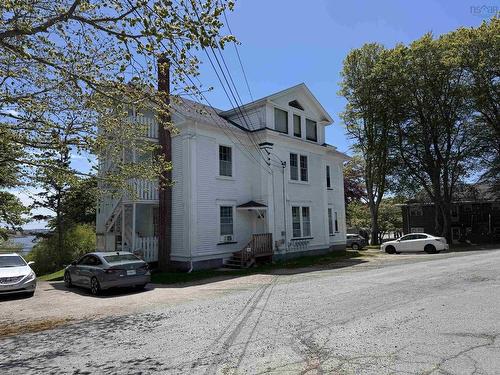6 Chipman Lane, Yarmouth, NS 
