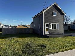 38 Hay Street Glace Bay, NS B1A 5L9