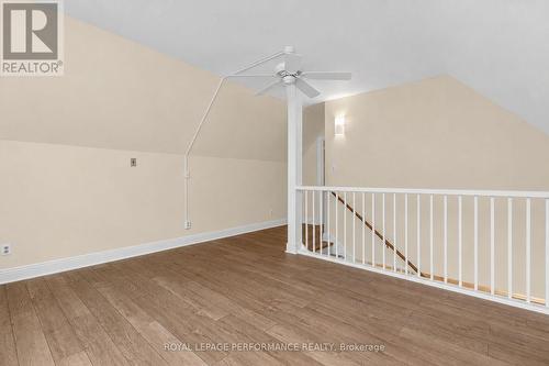 Loft area - 18 Harvard Avenue, Ottawa, ON 