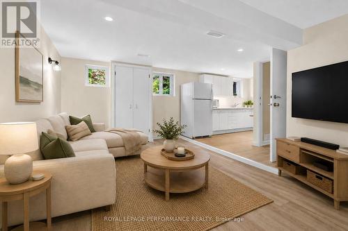 18 Harvard Avenue, Ottawa, ON 