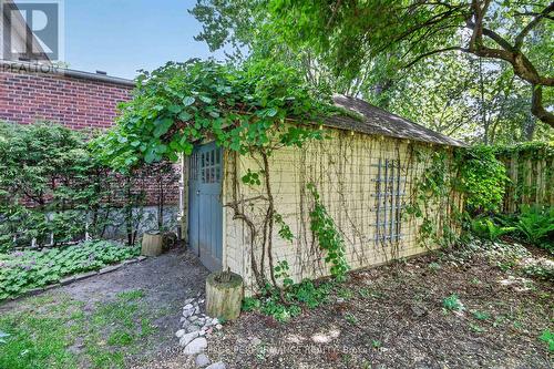 18 Harvard Avenue, Ottawa, ON 