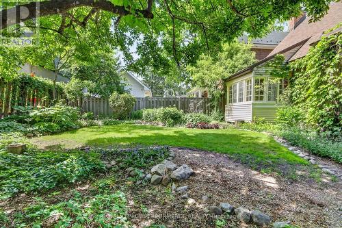 18 Harvard Avenue, Ottawa, ON 