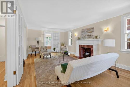 18 Harvard Avenue, Ottawa, ON 
