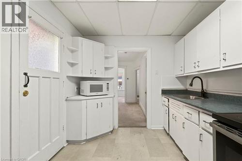 34 Edward Street, Hamilton, ON - Indoor Photo Showing Kitchen