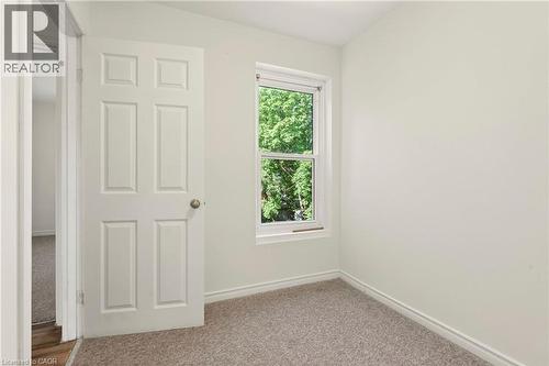 34 Edward Street, Hamilton, ON - Indoor Photo Showing Other Room