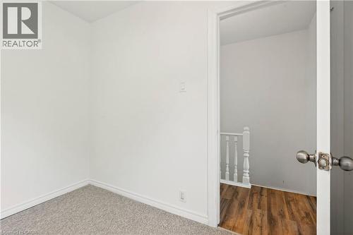 34 Edward Street, Hamilton, ON - Indoor Photo Showing Other Room