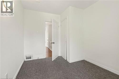 34 Edward Street, Hamilton, ON - Indoor Photo Showing Other Room