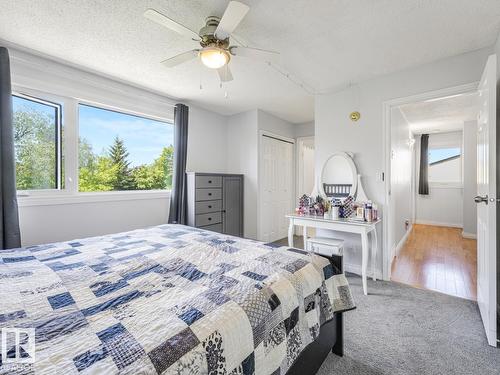 10511 26 Av Nw, Edmonton, AB 