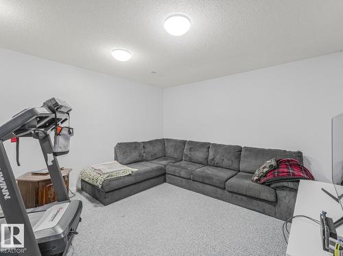 10511 26 Av Nw, Edmonton, AB 