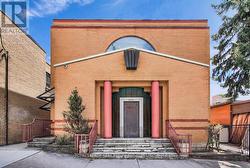 2547A EGLINTON AVENUE W  Toronto, ON M6M 1T2