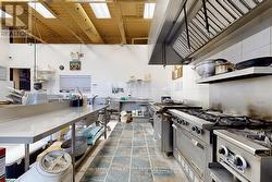 1026 SPEERS ROAD  Oakville, ON L6L 2X4