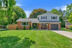 403 Dora DRIVE Wallaceburg, ON N8A 2K2