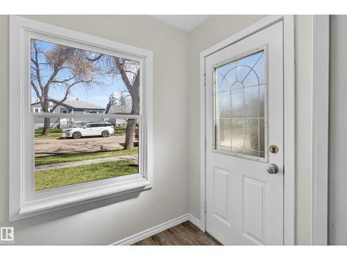 5409 49 Ave, Camrose, AB 