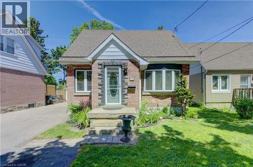 72 PLEASANT Avenue  Kitchener, ON N2M 4A4