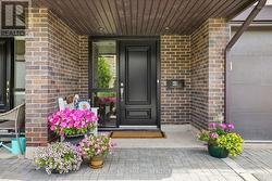 49 - 655 RICHMOND ROAD  Ottawa, ON K2A 3Y3