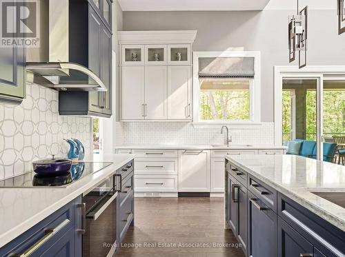 Kitchen - 1412 Birchwood Drive, Mississauga, ON 