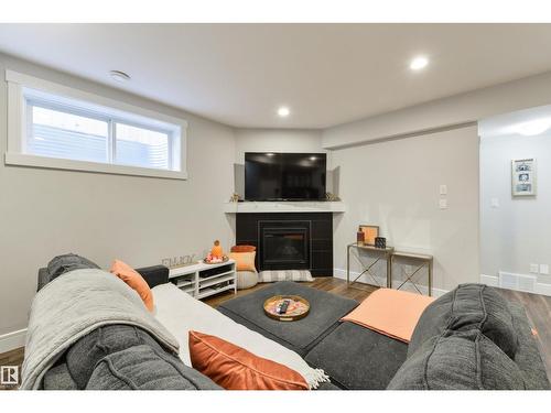 5125 Corvette St Nw, Edmonton, AB 