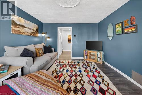 30 Cambridge Avenue, Hamilton, ON 