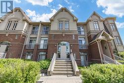 15 - 1949 LAWRENCE AVENUE W Toronto, ON M9N 1H3
