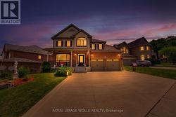 805 MUNICH CIRCLE  Waterloo, ON N2V 2N5