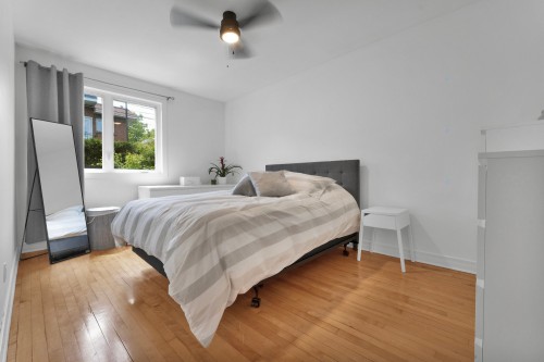 Master Bedroom - 6790  - 6794 Rue Chatelain, Montréal (Rosemont/La Petite-Patrie), QC - Indoor Photo Showing Bedroom