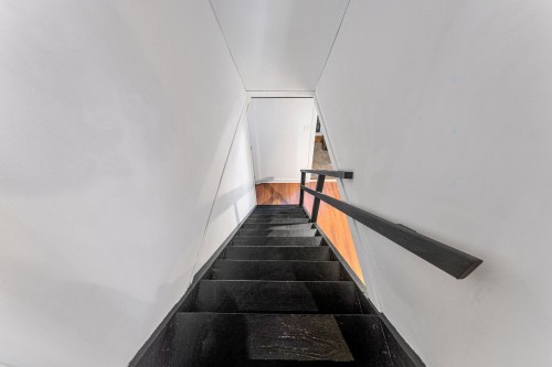 Staircase - 6790  - 6794 Rue Chatelain, Montréal (Rosemont/La Petite-Patrie), QC - Indoor Photo Showing Other Room