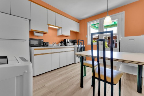 Kitchen - 6790  - 6794 Rue Chatelain, Montréal (Rosemont/La Petite-Patrie), QC - Indoor Photo Showing Kitchen