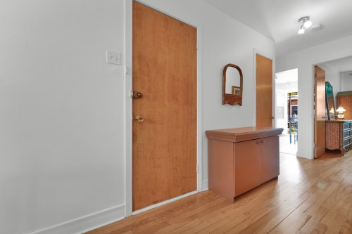 Passageway - 6790  - 6794 Rue Chatelain, Montréal (Rosemont/La Petite-Patrie), QC - Indoor Photo Showing Other Room