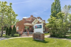 206 Rue Principale  Saint-Basile-Le-Grand, QC J3N 1M7