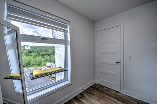 Bureau - 404-10065 Rue De L'Épervier, Mirabel, QC 