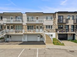6059  - 6063 Av. du Bocage  Montréal (Anjou), QC H1M 1X4