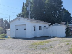 Garage - 