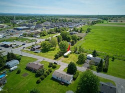 271 Rue Bergeron  Godmanchester, QC J0S 1H0