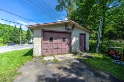 Garage - 