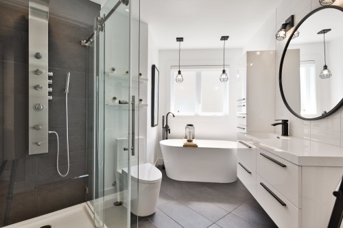 Salle de bains - 111 Rue Poupart, Saint-Isidore, QC 