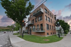 303-9509 Av. De Lorimier  Montréal (Villeray/Saint-Michel/Parc-Extension), QC H1Z 2M8