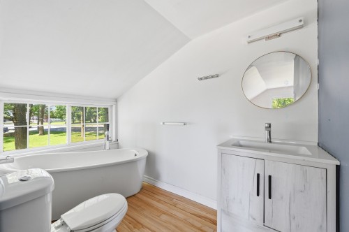 Salle de bains - 4855 Rue Frontenac, Saint-Hyacinthe, QC 