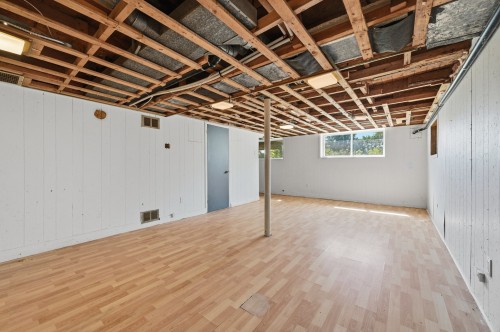 Salle familiale - 4855 Rue Frontenac, Saint-Hyacinthe, QC 