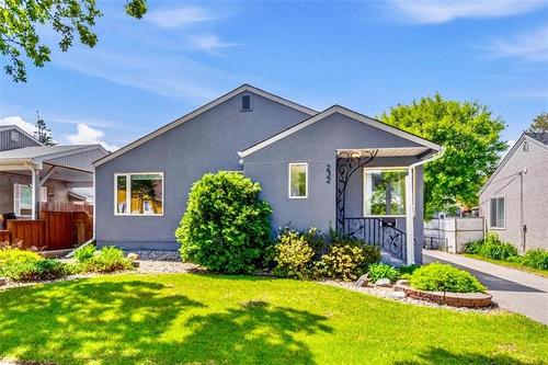 232 Greene AVE  Winnipeg, MB R2K 0L7