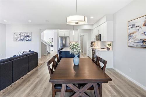 2 Mara Pl, Winnipeg, MB 