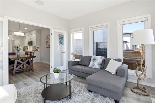 2 Mara Pl, Winnipeg, MB 