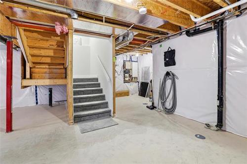 2 Mara Pl, Winnipeg, MB 