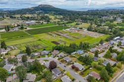 4035 Century Rd Saanich, BC V8X 2E5