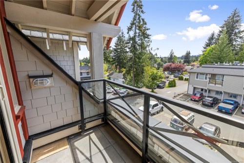 #307-222 Second Ave West, Qualicum Beach, BC 