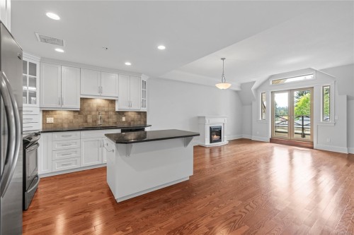 #307-222 Second Ave West, Qualicum Beach, BC 