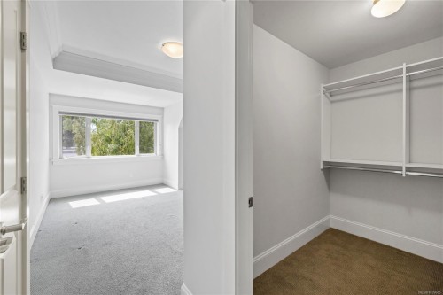 #307-222 Second Ave West, Qualicum Beach, BC 