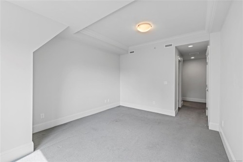 #307-222 Second Ave West, Qualicum Beach, BC 