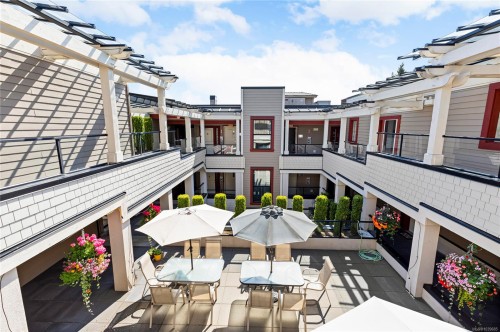#307-222 Second Ave West, Qualicum Beach, BC 