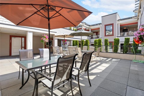 #307-222 Second Ave West, Qualicum Beach, BC 
