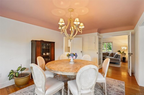 1166 Transit Rd, Oak Bay, BC 